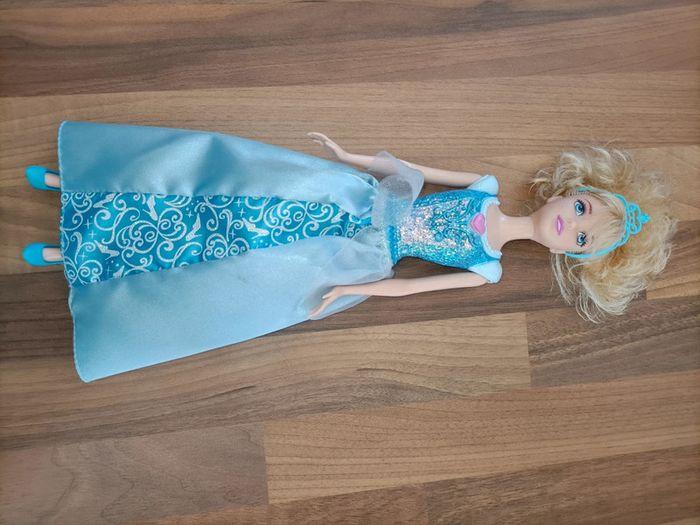 Barbie Cendrillon n°2 - photo numéro 5