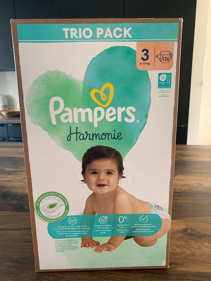 Couches Pampers  harmonie taille 3