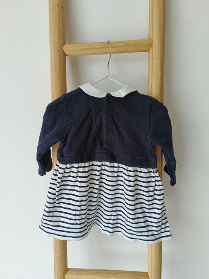 Superbe robe Petit Bateau col Claudine - photo numéro 3