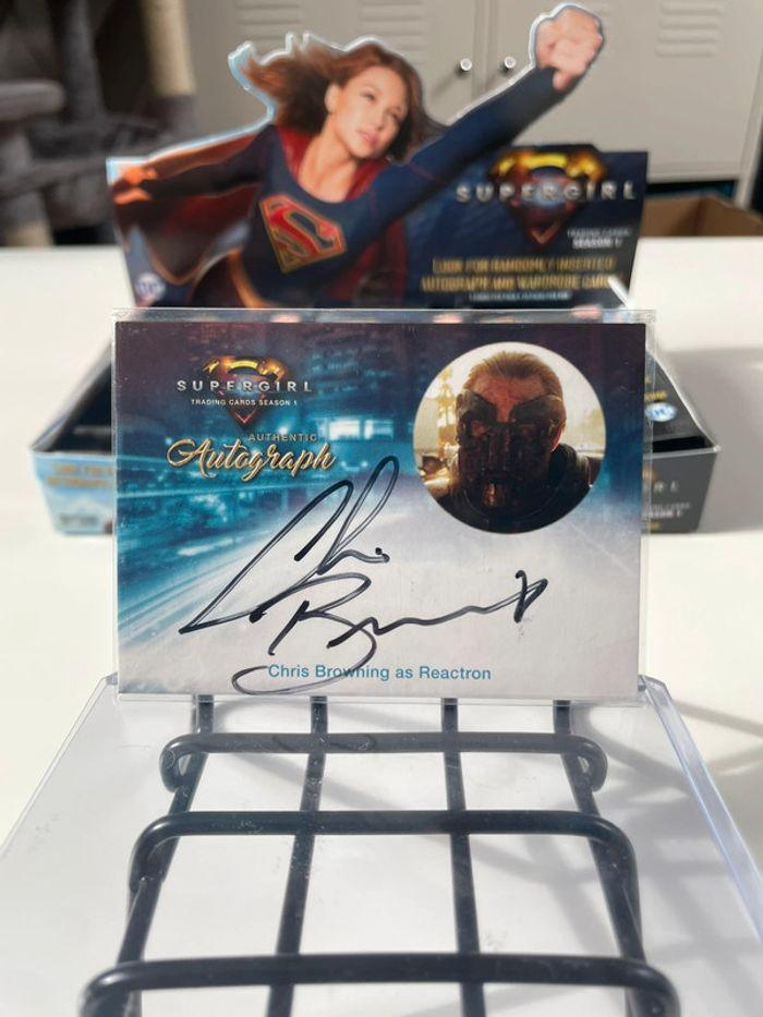 Carte autographe Supergirl - photo numéro 1