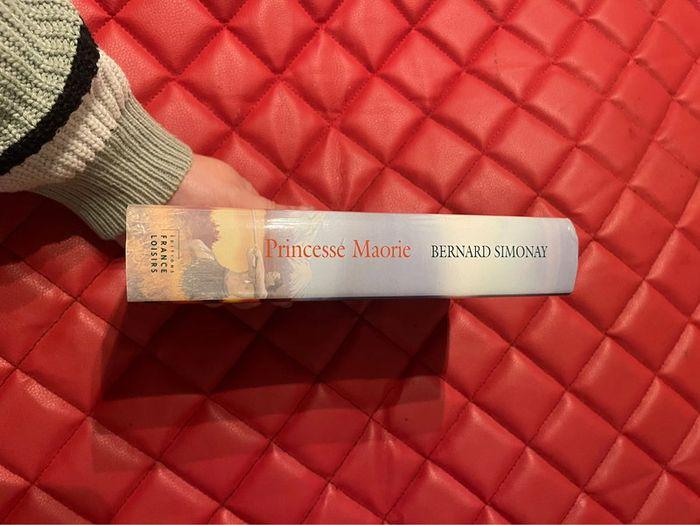 LIVRE - Princesse Maorie - Bernard Simonay - photo numéro 3