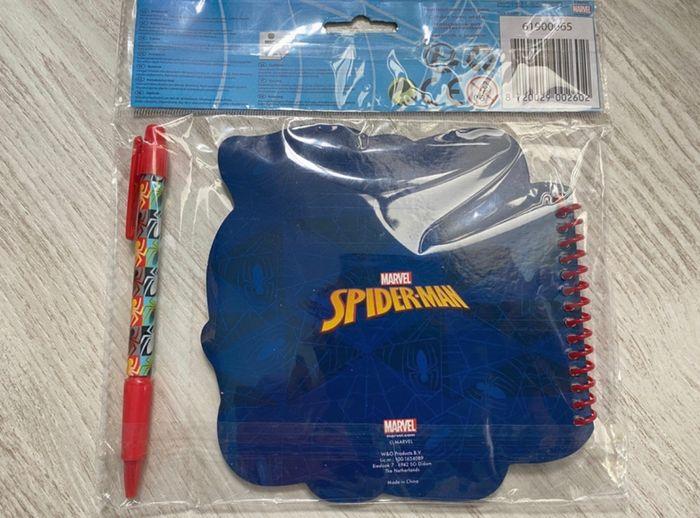 Carnet + stylo spiderman - photo numéro 2