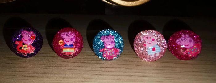 Lot de 5 bagues peppa pig - photo numéro 1