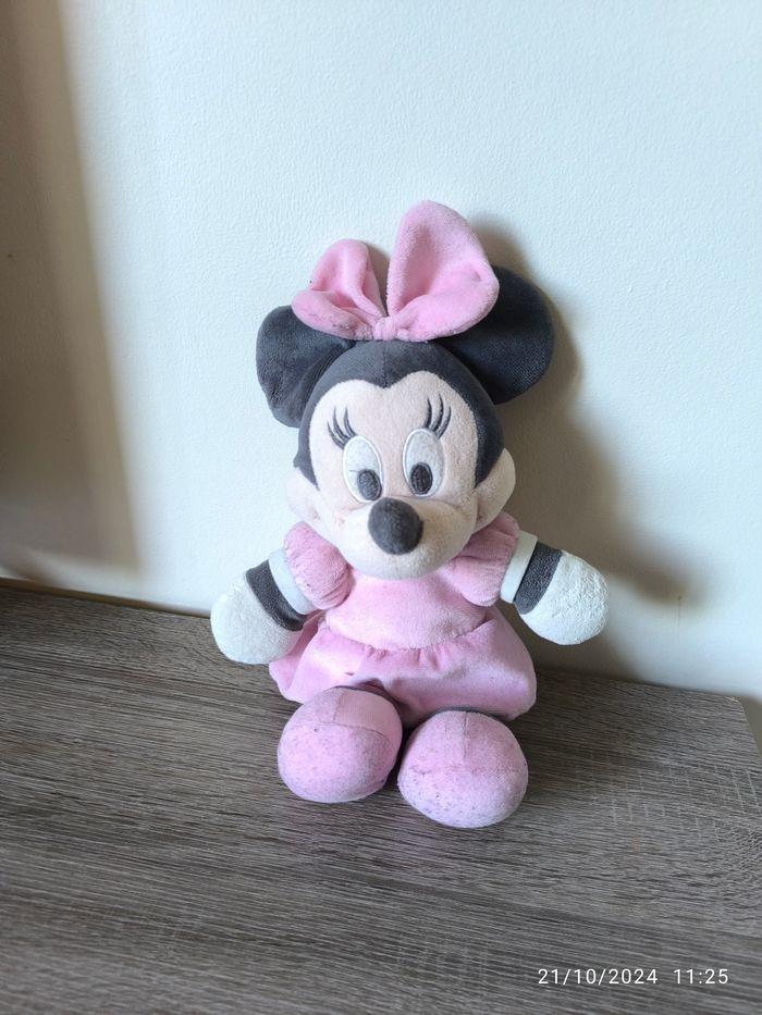 Peluche Minnie - photo numéro 4