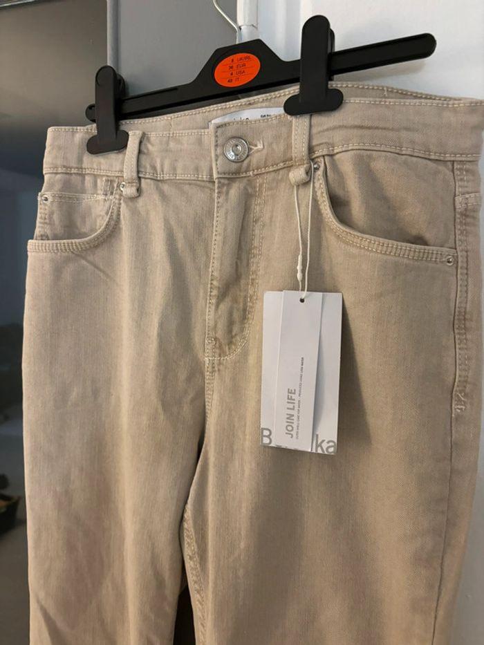 Pantalon neuf stradivarius beige - photo numéro 2