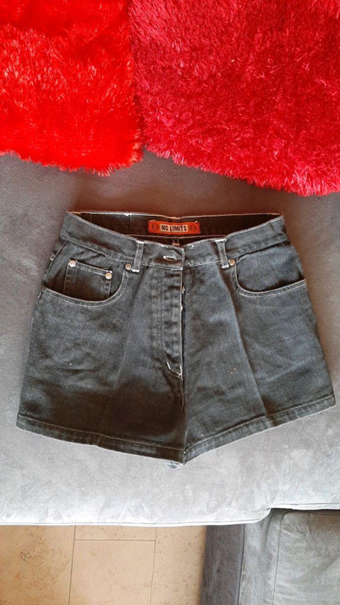 Short en jeans femme taille 40 - photo numéro 1