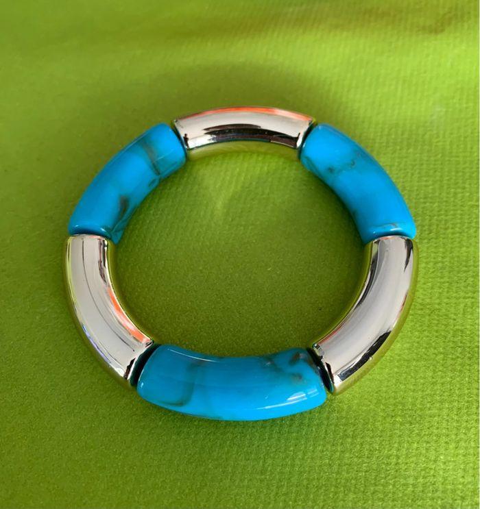 Bracelet vintage en résine bleue turquoise et dorée - photo numéro 3