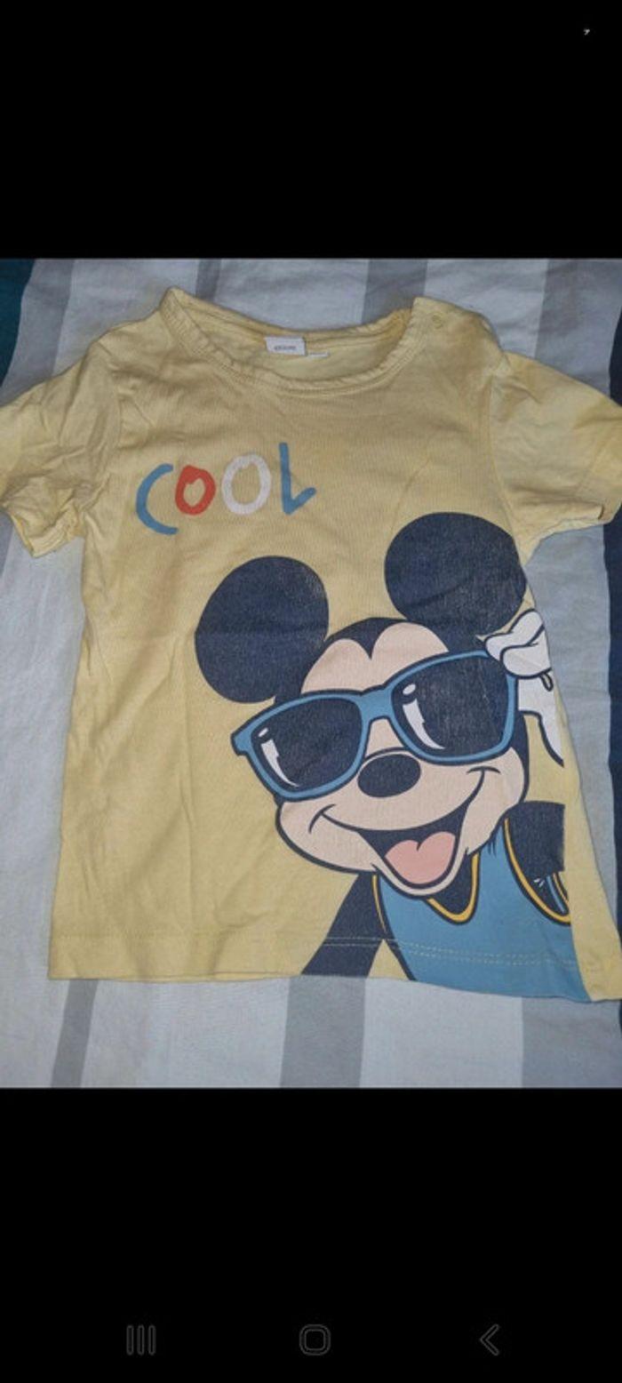 Tee-shirt Mickey - photo numéro 1