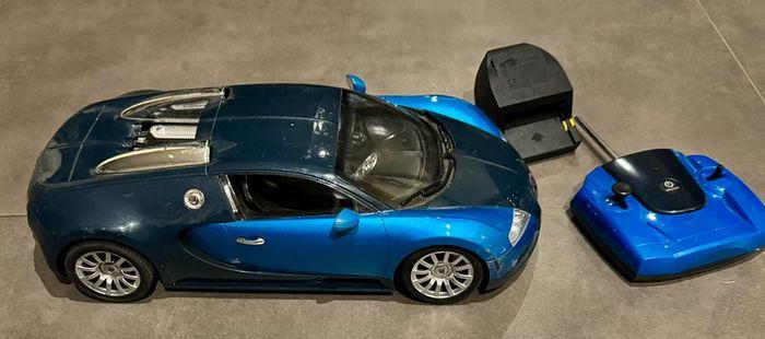 Bugatti Veyron radioguidée - photo numéro 2