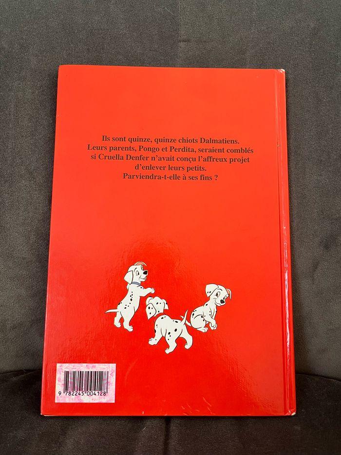 Livre:  101 dalmatiens - photo numéro 2