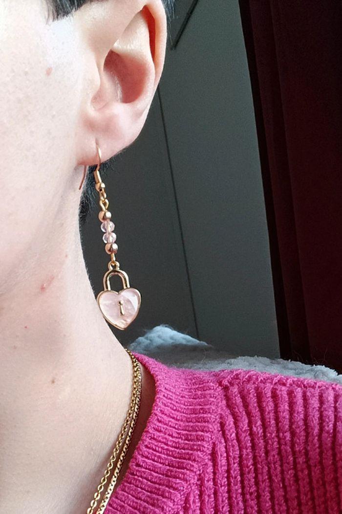 Jolies boucles d'oreilles pendantes - photo numéro 3