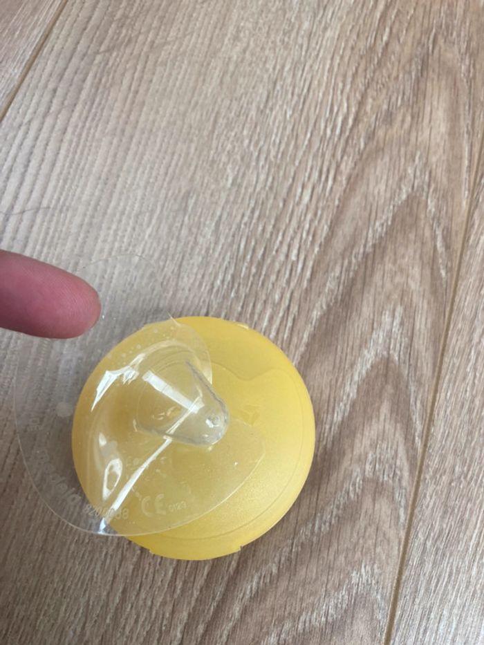 Bout de sein silicone medela - photo numéro 2