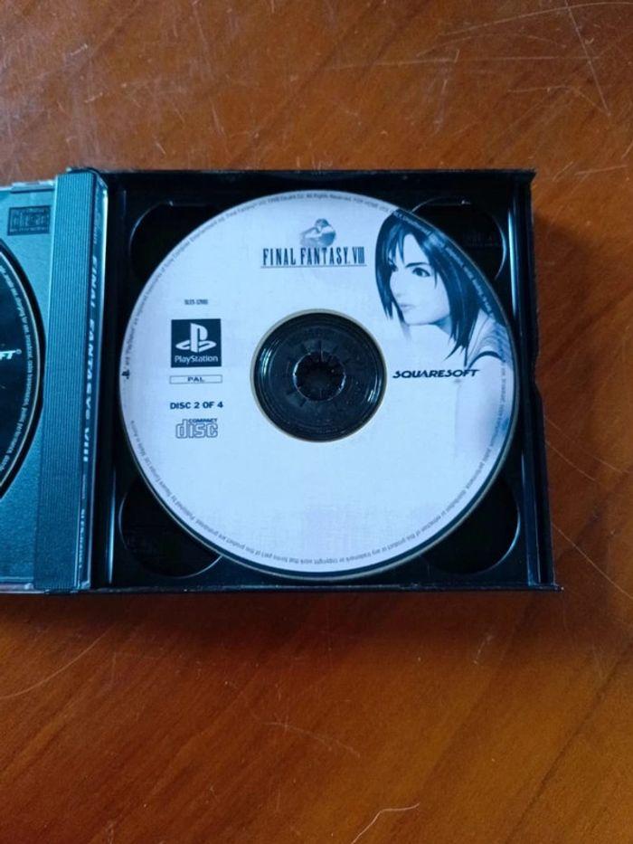 Jeux PS1 : final fantasy VIII - photo numéro 8