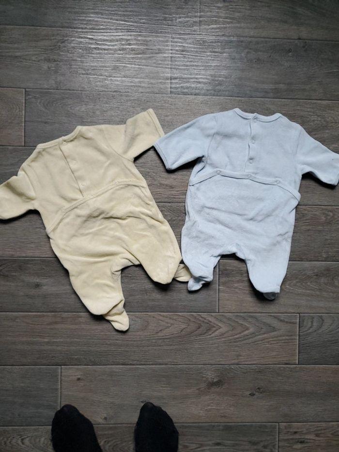 Lot de 2 pyjamas velours taille 1 mois bon état Kitchoun - photo numéro 4