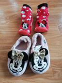 Lot chaussons 25 26