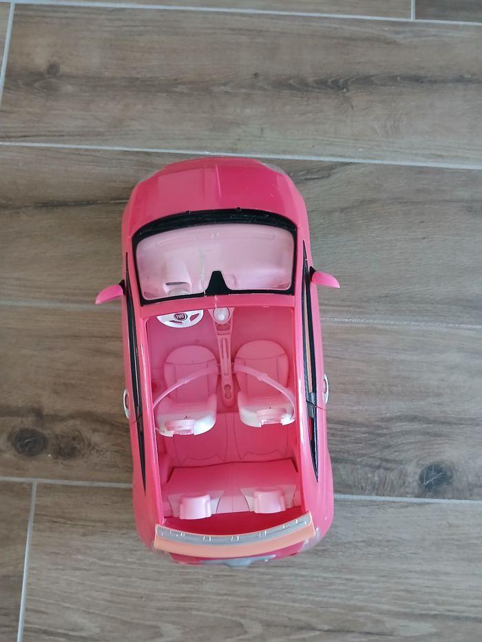 Voiture Fiat 500 de Barbie - photo numéro 4