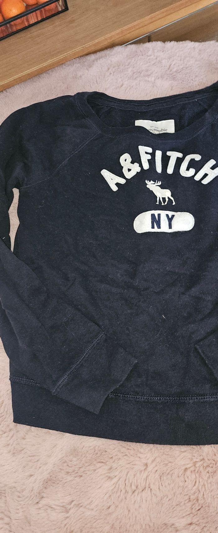 Pull Abercrombie taille M noir - photo numéro 1