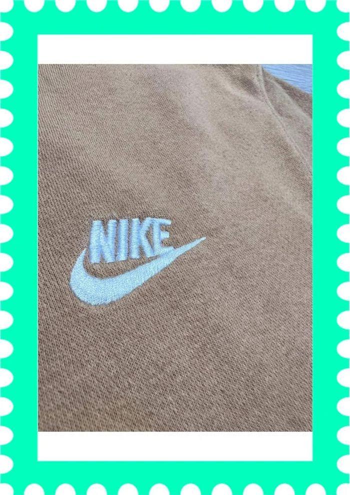 👕 Sweat à capuche Nike logo brodé Or moutarde Taille S 👕 - photo numéro 11