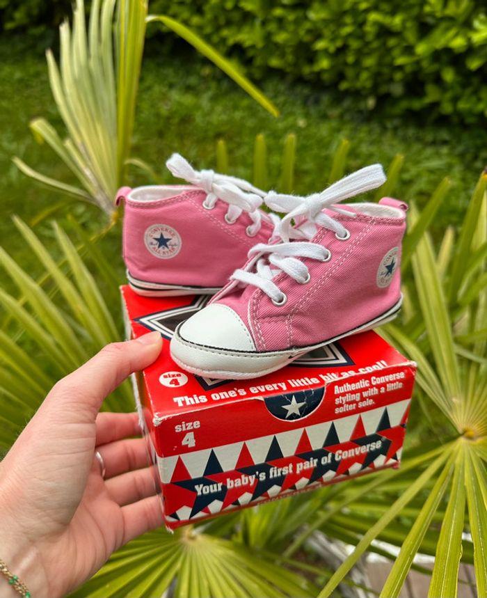 Chaussure converse rose clair taille 4 (9-12 mois) - photo numéro 2