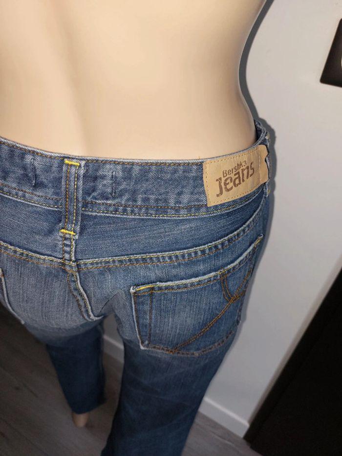 Jean bershka taille 40 - photo numéro 4