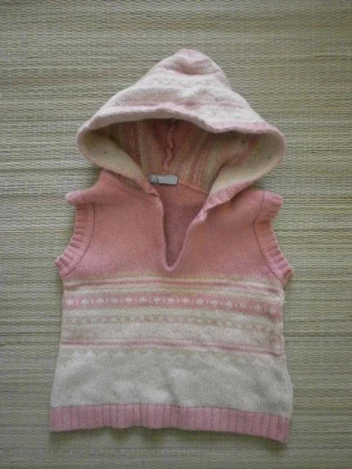 Pull à capuche sans manches - photo numéro 1