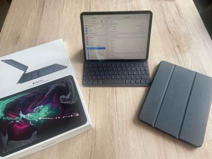 iPad Pro 11 (2018) 256 GB + IPad Pro Smart Keyboard Folio - photo numéro 2