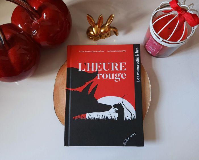 L heure rouge 🎄 - photo numéro 1