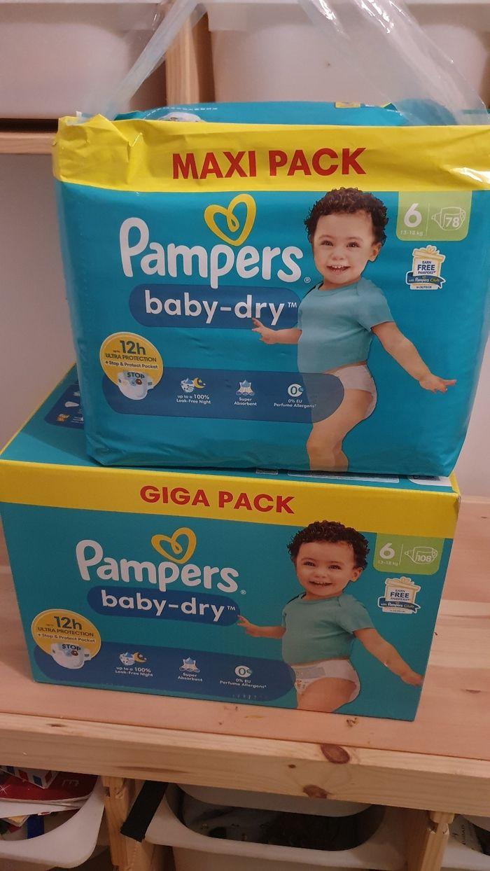 Lot de couches pampers taille 6 - photo numéro 1