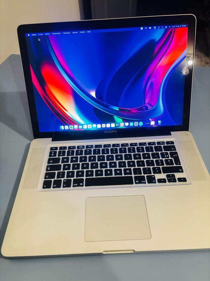 Je vends MacBook Pro - photo numéro 1