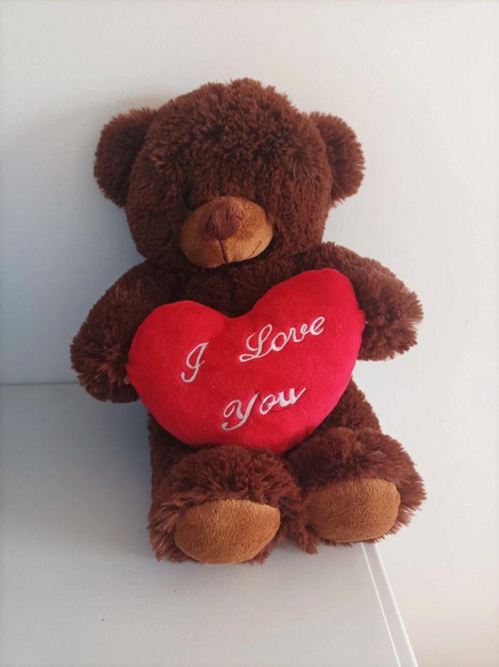 Peluche nounours coeur - photo numéro 1