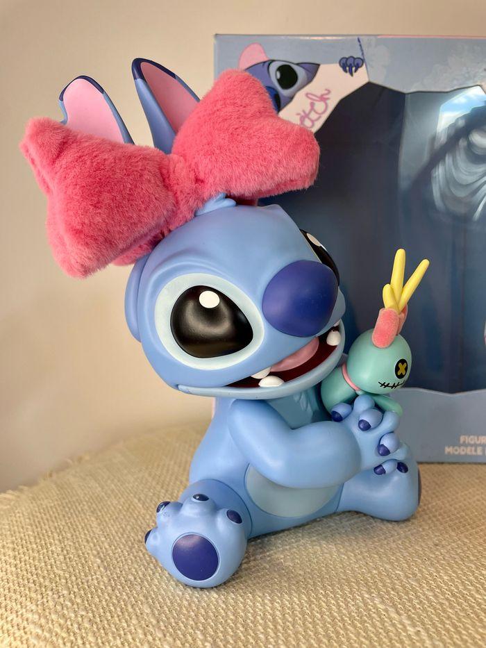 Figurine Disney Stitch et son doudou souillon - photo numéro 6