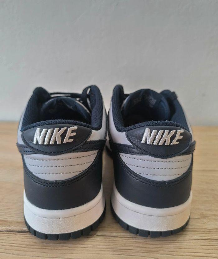 Baskets Nike dunk low georgetown pointure 38 comme neuves avec boîte d'origine - photo numéro 7