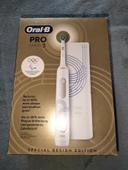 Brosse à dent oral b pro série 3