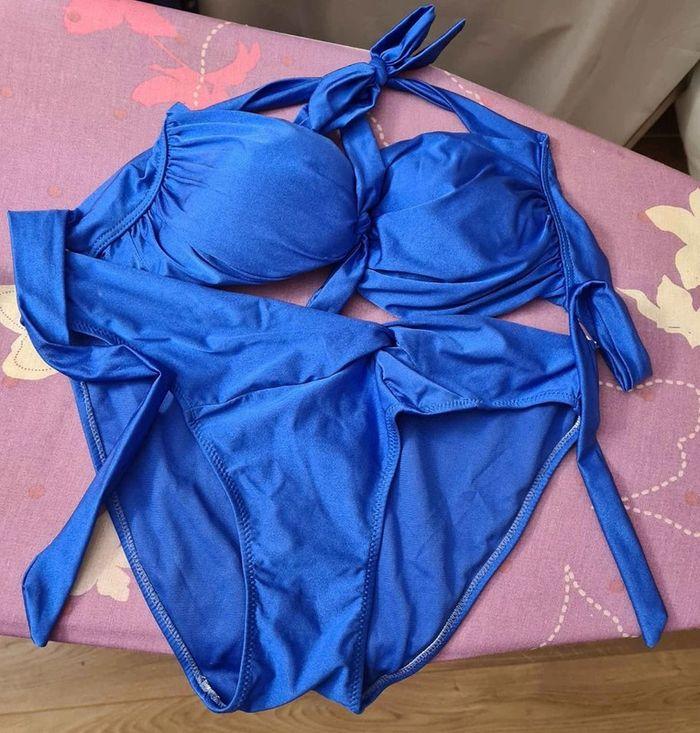 maillot de bain bleu