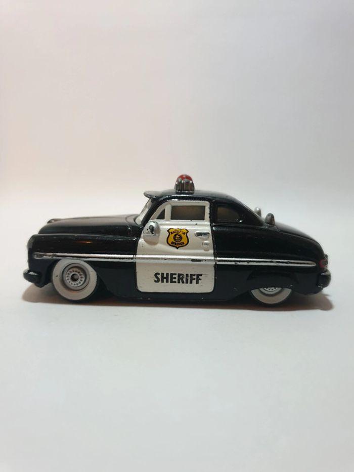 Mattel Voiture Cars Disney/Pixar Sheriff en métal - 1/55 - photo numéro 11