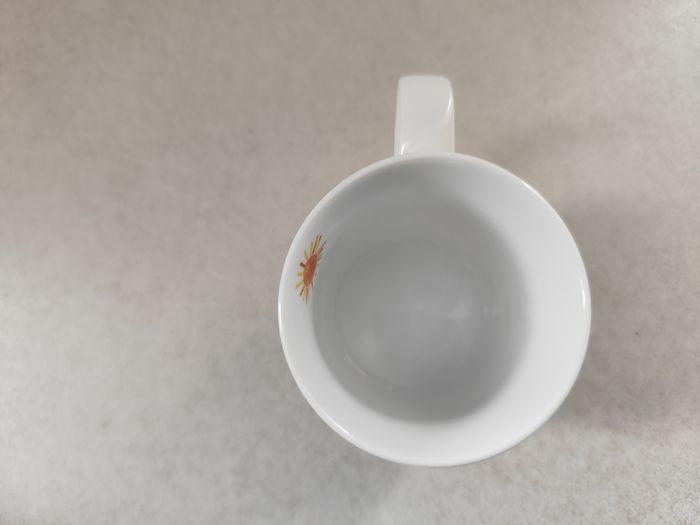 Tasse enfant la chenille qui fait des trous - photo numéro 9