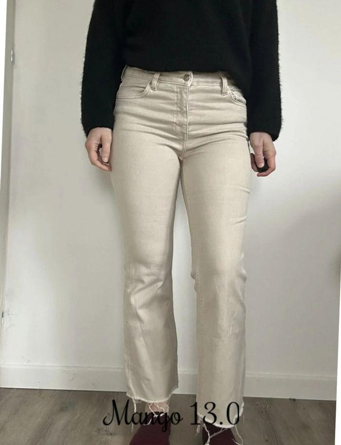 Jean flare 7/8ème beige Mango – Moderne et féminin, taille 38 (M), très bon état 💖 - photo numéro 2