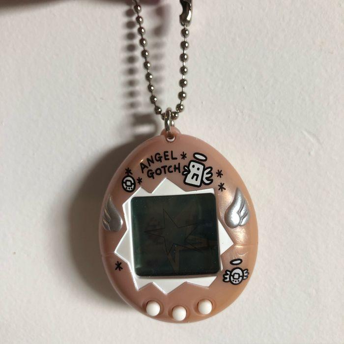 Tamagotchi angel jap vintage 1997 - photo numéro 1