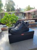 Chaussures Nike Air Force One x Supreme Noir Taille 44