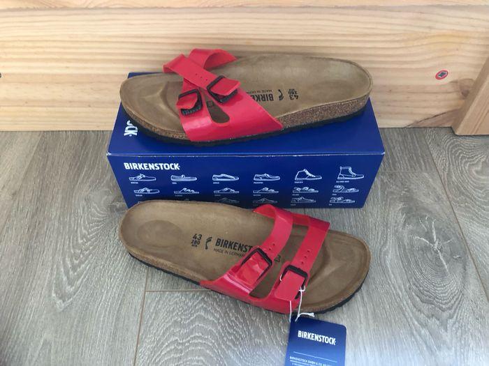 Chaussures Sandales Birkenstock pointure 43 neuves et emballées - photo numéro 2