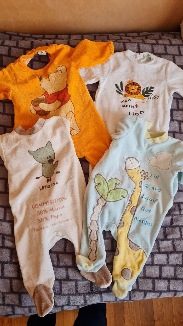 Lot de 4 pyjamas - photo numéro 1