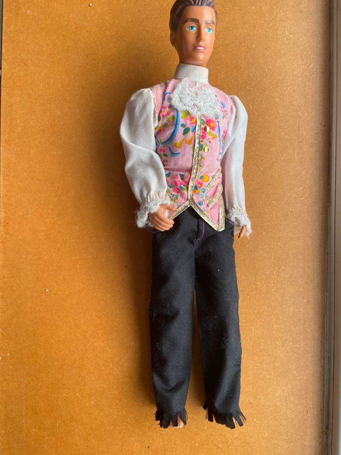 Poupée Hasbro 1995 Sindy Magic Eyes Paul Doll - photo numéro 1