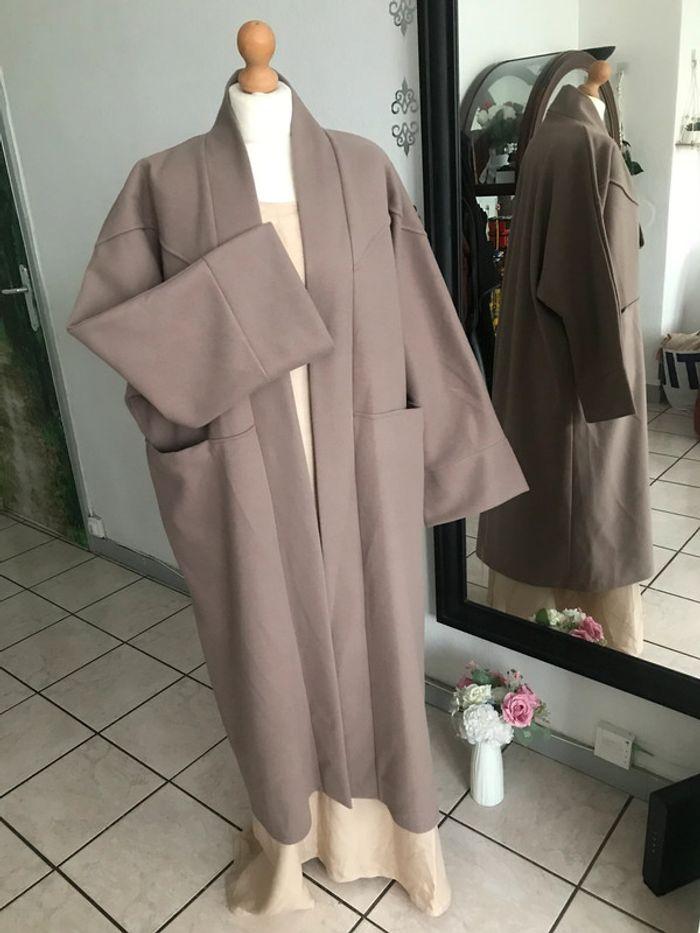 Manteau kimono laine façon cachemire taupe oversize 🌷 - photo numéro 1