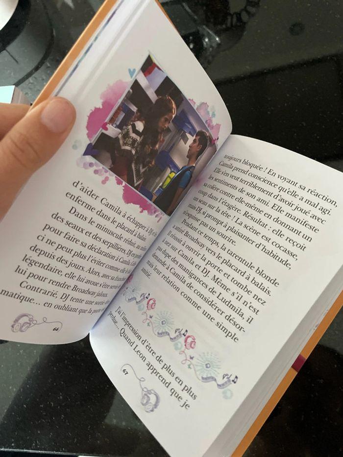 Disney Violetta ”Amies pour la vie “ 📖 - photo numéro 5