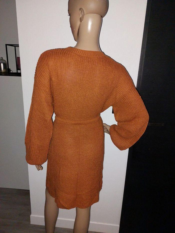 Robe pull taille M jamais portée - photo numéro 3