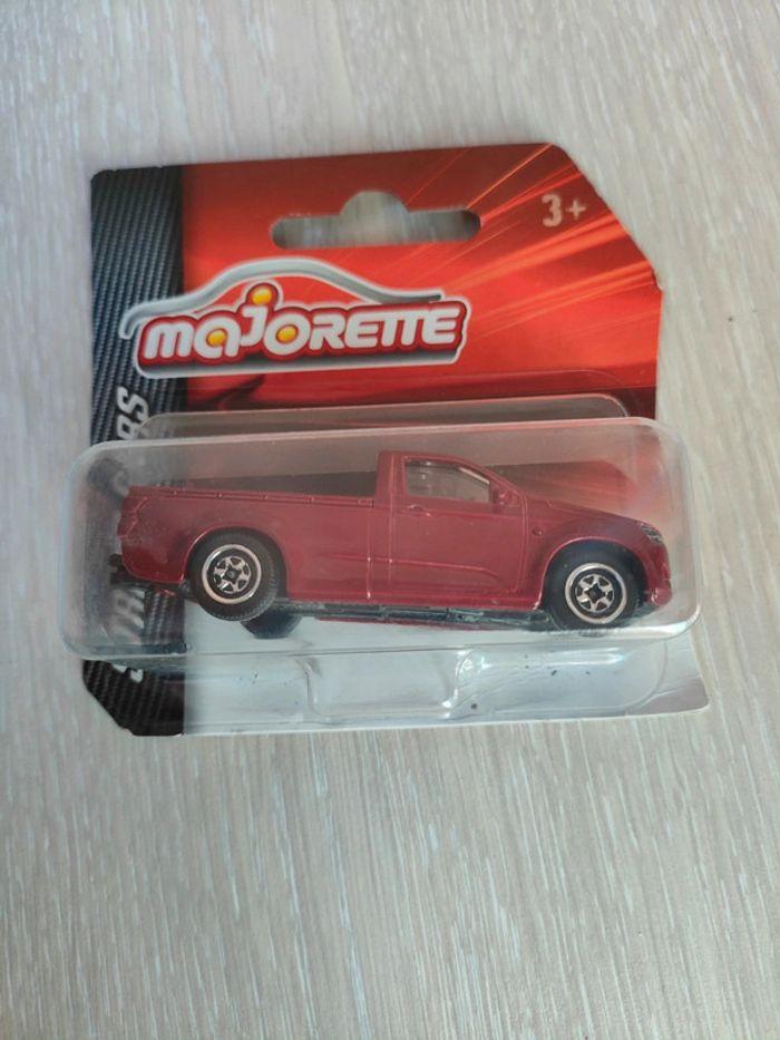 Petite voiture majorette pick-up - photo numéro 3