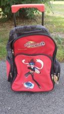 Cartable à roulettes Beyblade