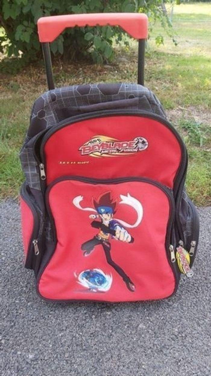 Cartable à roulettes Beyblade - photo numéro 1