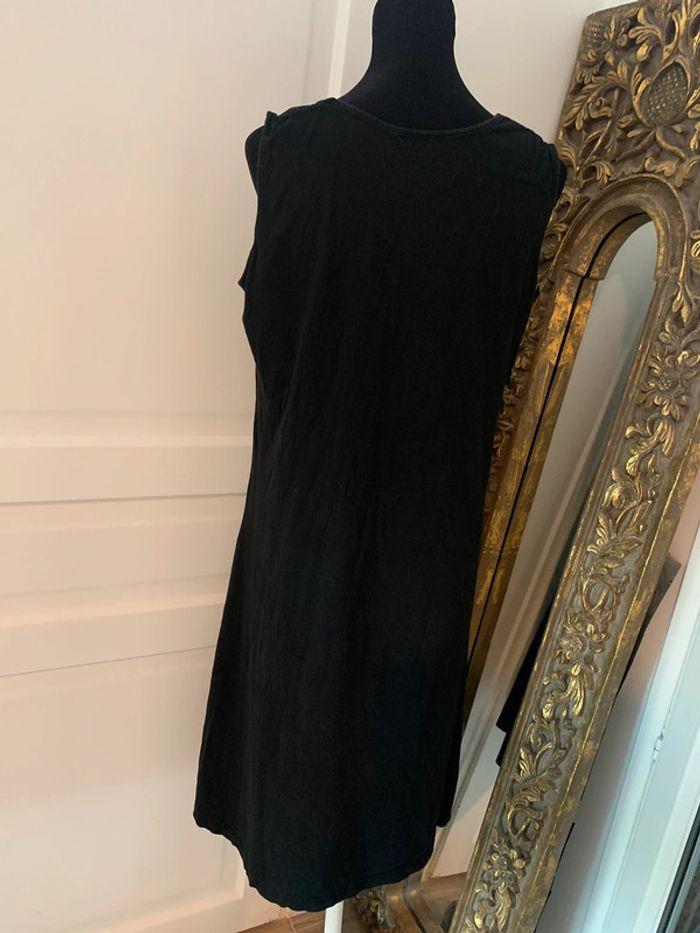 Robe noire taille 46/48 - photo numéro 3