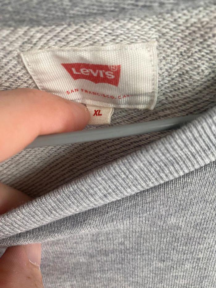 Neuf sweat gris levis taille XL - photo numéro 3